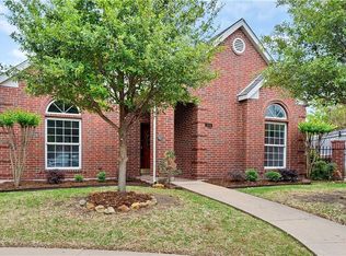 304 Pecos Trl, Irving, TX 75063