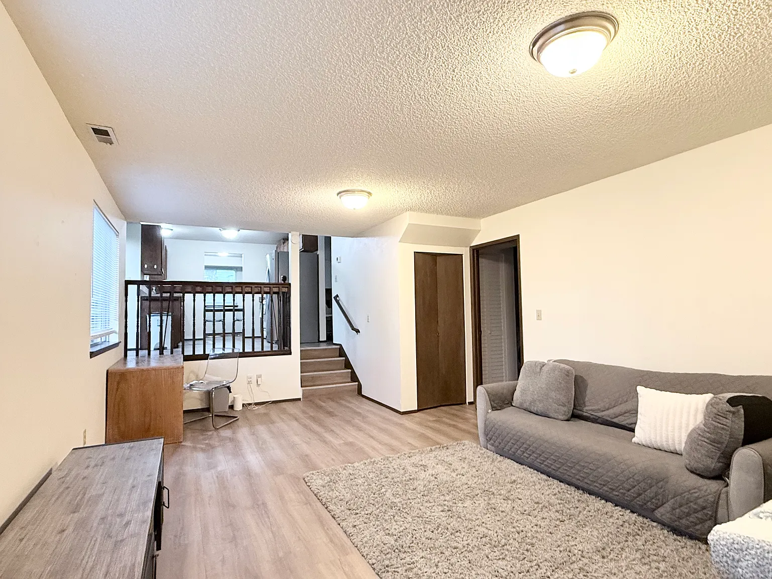 3 bed, 1610 sqft, $3,980 — Photo 3