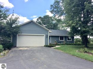 9252 N Latson Rd, Howell, MI 48855