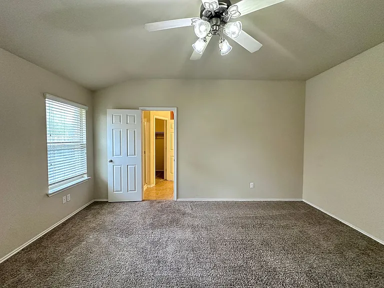 6806 Modesto Rd — Photo 18