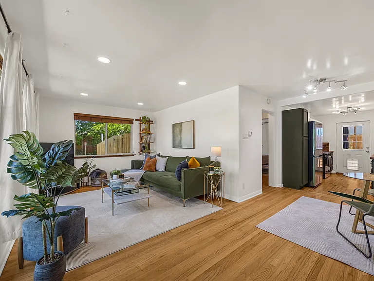 2801L Xavier St — Photo 4