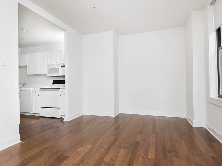 1411 Walnut Street — Photo 6