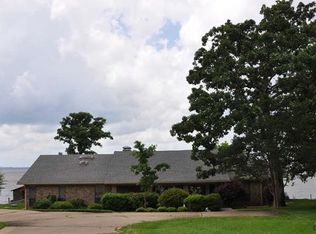 17634 Old River Rd, Flint, TX 75762