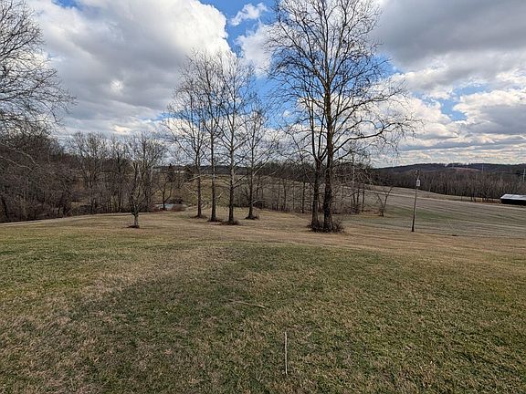 3rd image of 12275 Humbert Rd