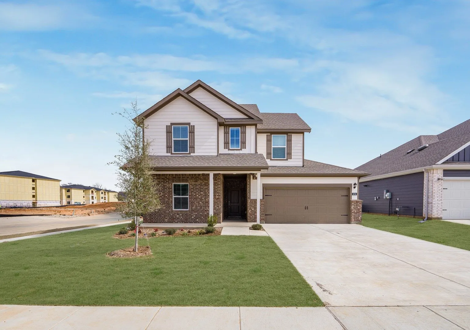 1574 Brooke Drive — Photo 1
