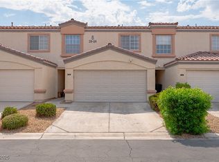 5330 E Charleston Blvd UNIT 32, Las Vegas, NV 89142