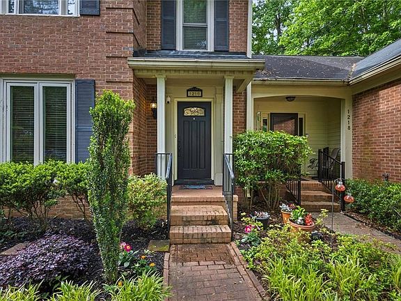 4th image of 1216 Whitlock Ridge Dr SW