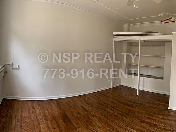 3rd image of 1308 W Lunt Ave #100