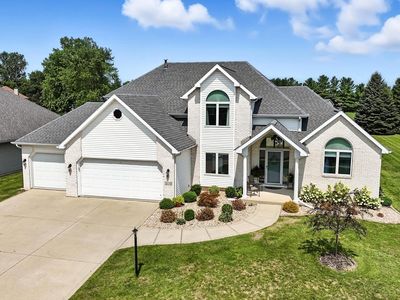 2120 Deer Lodge Dr, Fort Wayne, IN, 46818