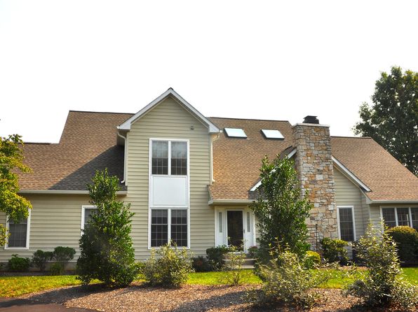 132 Birkdale Dr