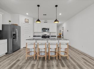 9422 Madison Ave, Texas City, TX 77591