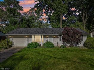 1331 Beechview Dr, Vermilion, OH 44089