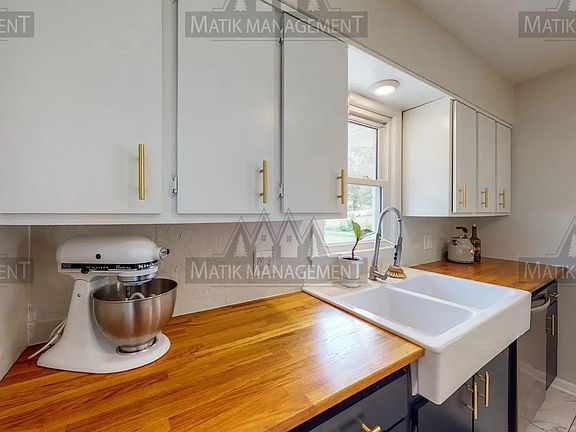 5th image of 1433 Cascade St NW