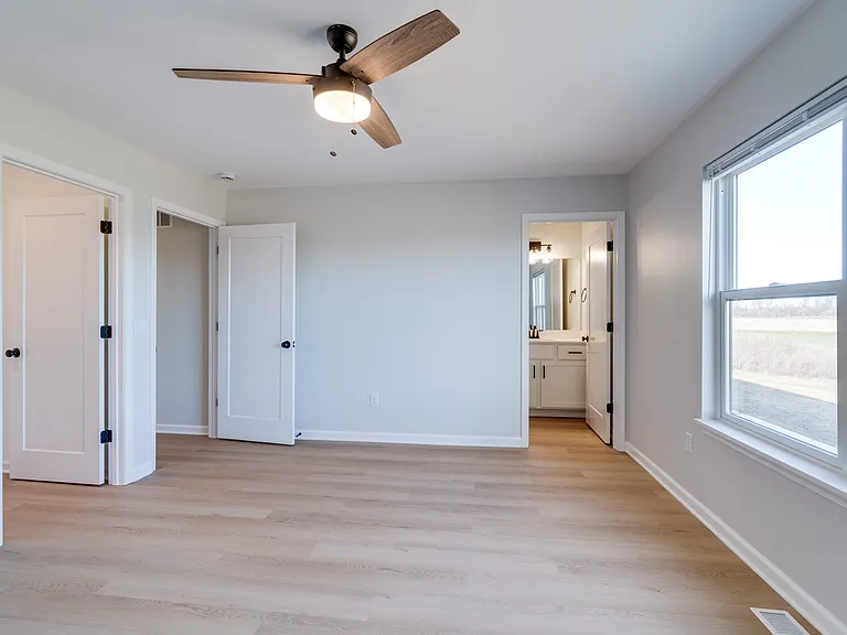 8028 Memorial Hwy — Photo 13