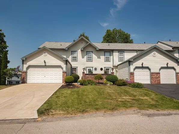 1484 Yorktowne Dr, Lawrence, PA 15055