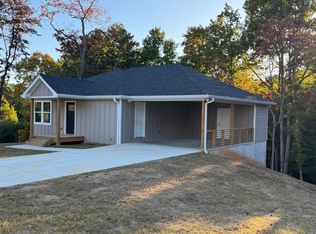 2649 Shady Valley Rd, Gainesville, GA 30507