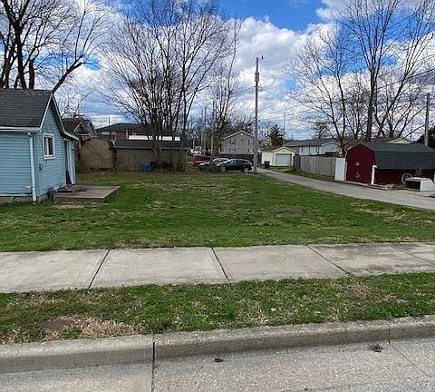 3rd image of 405 Margaret St Lot 435 & 436