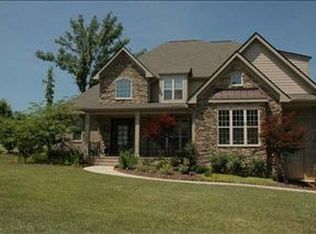 601 Glen Meadows Dr, Simpsonville, SC 29680