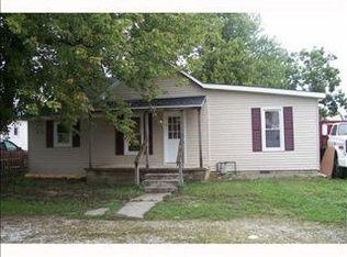 1028 John St, Washington Court House, OH 43160