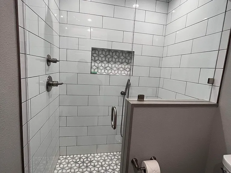 93 Augusta Dr — Photo 18