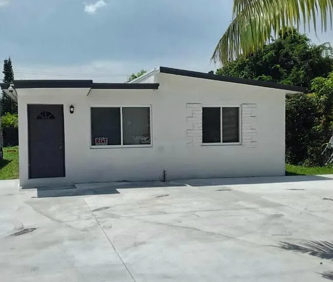 7722 NW 9th Ave #2X1 — Photo 1