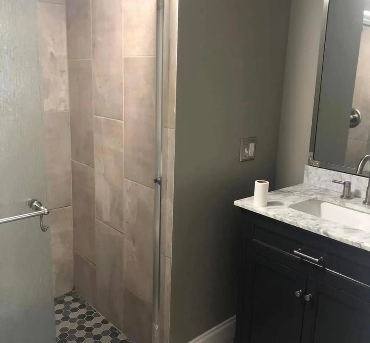 126 Hudson St — Photo 4