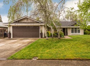 120 Pioneer Dr, Folsom, CA