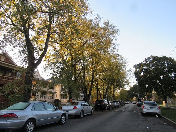 4th image of 224 N Waller Ave
