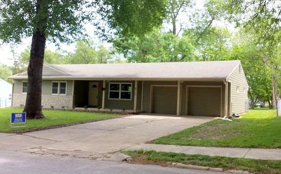 2nd image of 4117 Shrine Park Rd
