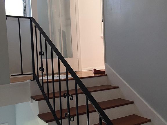 Private Stairwell