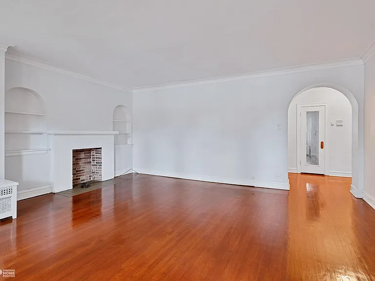 6726 N Bosworth Ave #1S — Photo 4