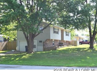 707 West Ct, Eldon, MO 65026