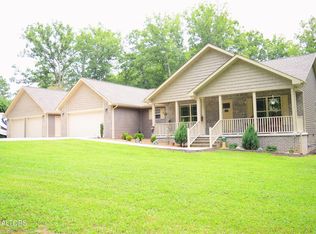 278 Falling Leaf Rd, Jamestown, TN 38556