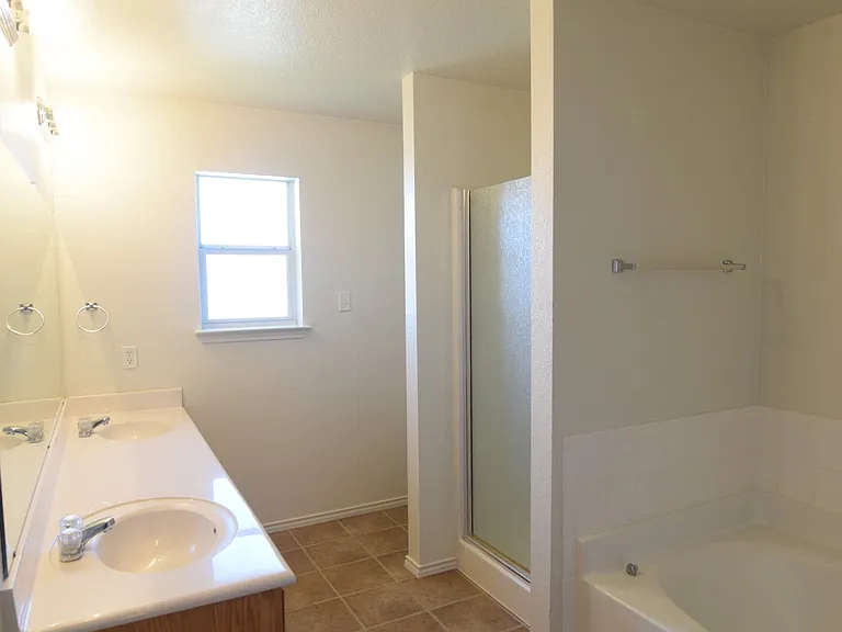 3401 Lorena Dr — Photo 16