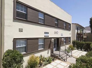660 S Cloverdale Ave #202, Los Angeles, CA 90036