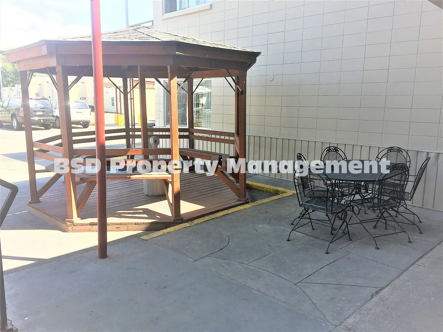 Fully furnished monthly apartments in downtown Idaho Falls! — Photo 3