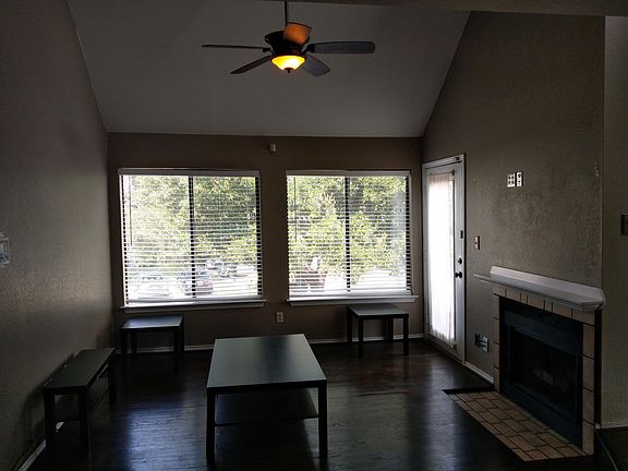 2nd image of 3117 Sondra Dr
