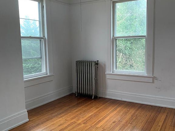 4th image of 9 Vista Ave