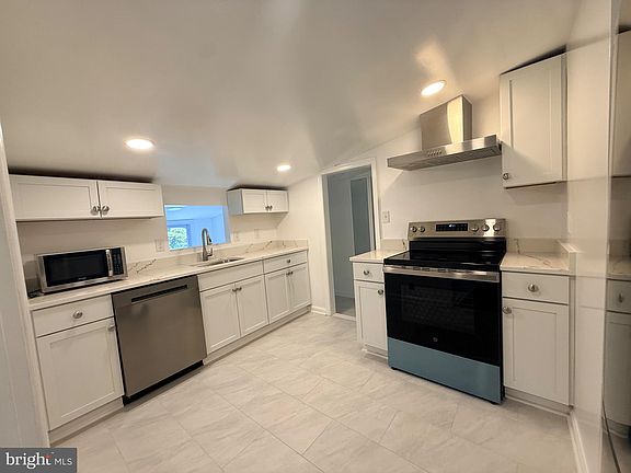 5th image of 6048 Ramshorn Pl