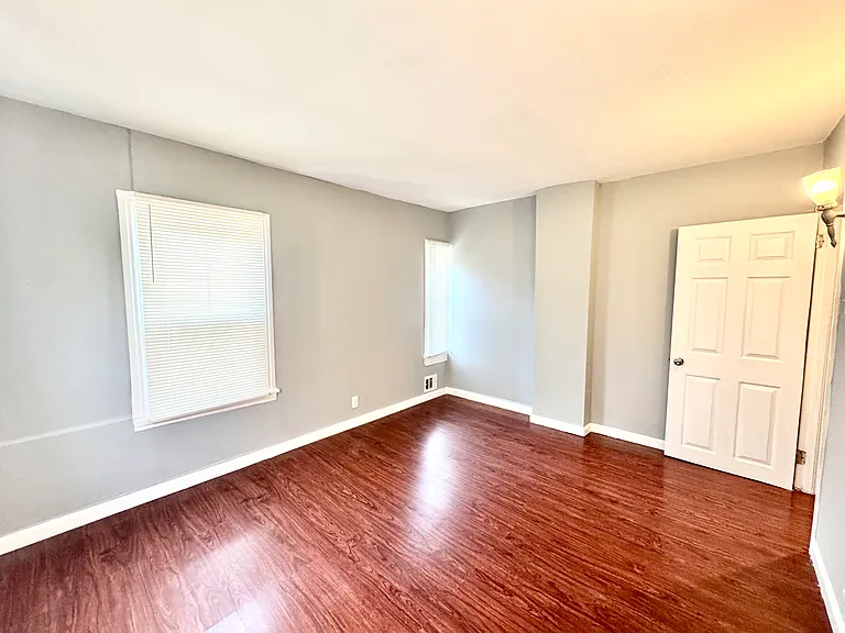 399 Stewart Ave — Photo 10