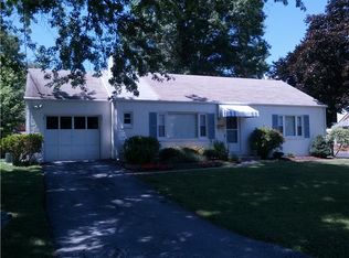 1105 Hillside Rd, Wilmington, DE 19809