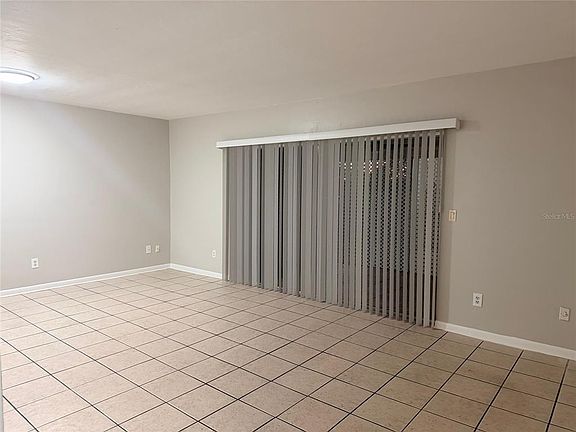 2nd image of 1233 Newhope Rd