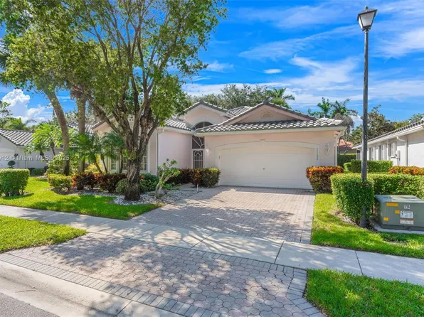 11155 Mandalay Way, Boynton Beach, FL 33437