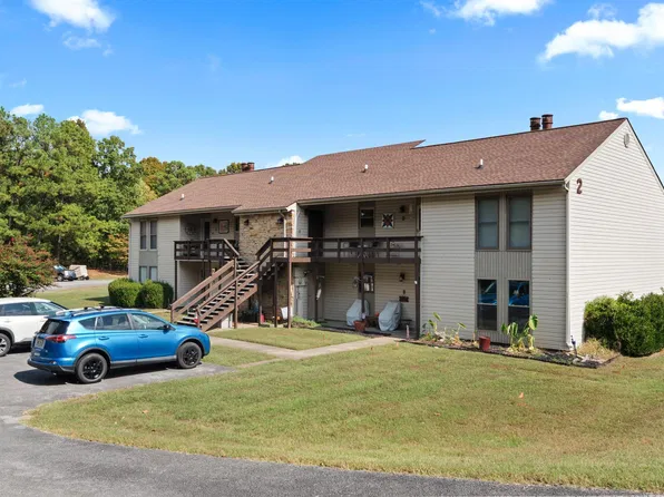 328 Champion Hills Rd Unit 2B, Kuttawa, KY 42055