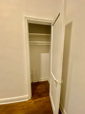Rented by CMV Realty Inc. | media 10