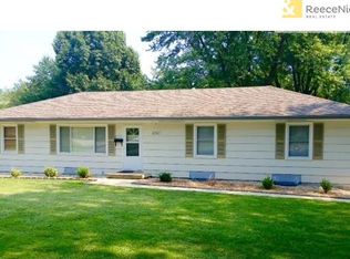 6701 Englewood Ave, Raytown, MO 64133