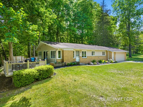 7180 Thornapple River Dr SE, Caledonia, MI 49316