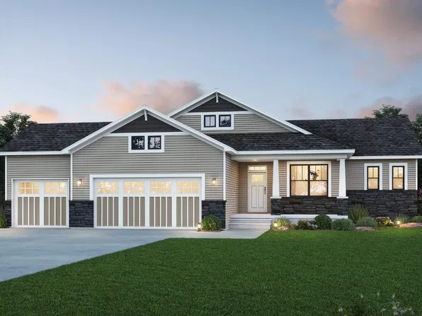 4318 Sonoma Dr, Cedar Falls, IA 50613
