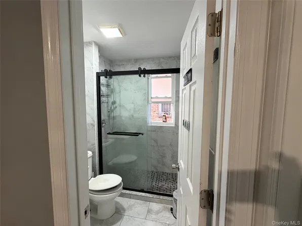 3739 77th St, Jackson Heights, NY 11372