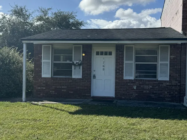 1768 Mindanao Dr, Jacksonville, FL 32246
